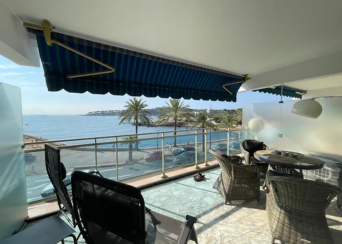 Appartement Antibes Terrasse En Front De Mer